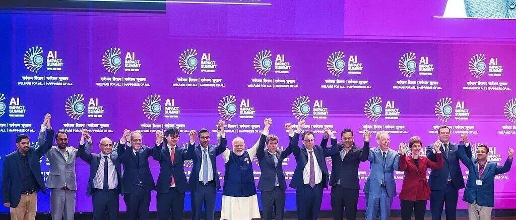 AI印度影响力峰会：美印“同床异梦”的协同幻象｜科技观察